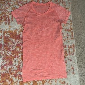 Lululemon Tee